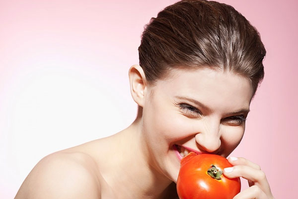 Khám phá bí quyết trị sẹo mụn hiệu quả với cà chua 4