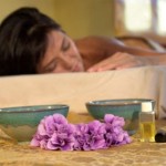 Tăng hiệu quả massage trị sẹo thâm với các loại tinh dầu tự nhiên